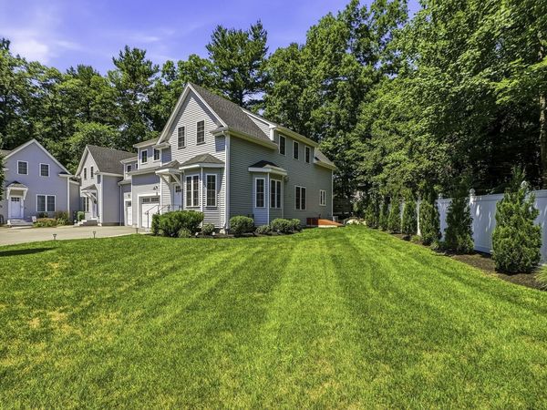2 Harmony Way, Unit 2, Medway, MA 02053