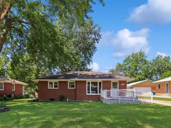 1111 N D Street , Indianola, IA 50125