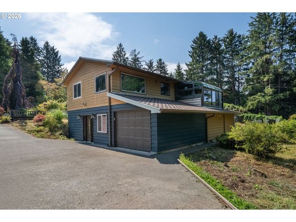2775 CHAMPAGNE LN, Tillamook, OR 97141
