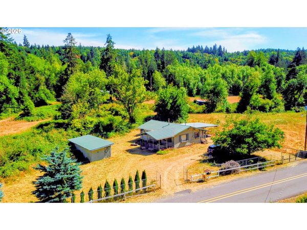 15462 S BUCKNER CREEK RD, Mulino, OR 97042