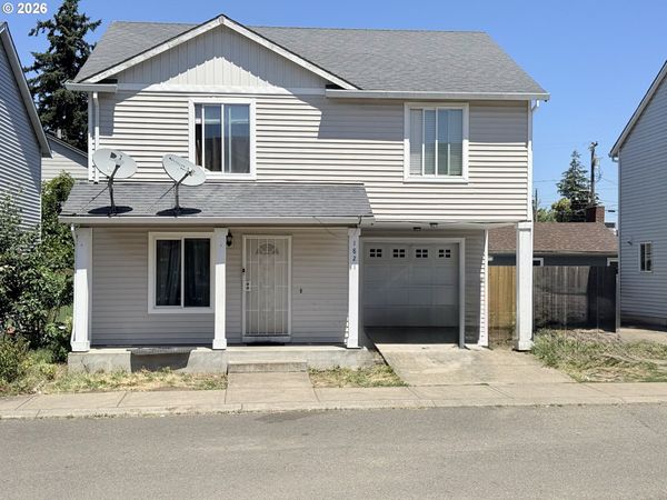 1821 SE 122ND AVE, Unit #4, Portland, OR 97233
