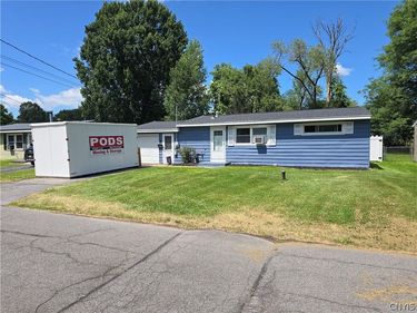 211 Mohawk Drive , Syracuse, NY 13211