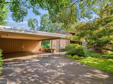 129 LOCUST GROVE ROAD, BRYN MAWR, PA 19010