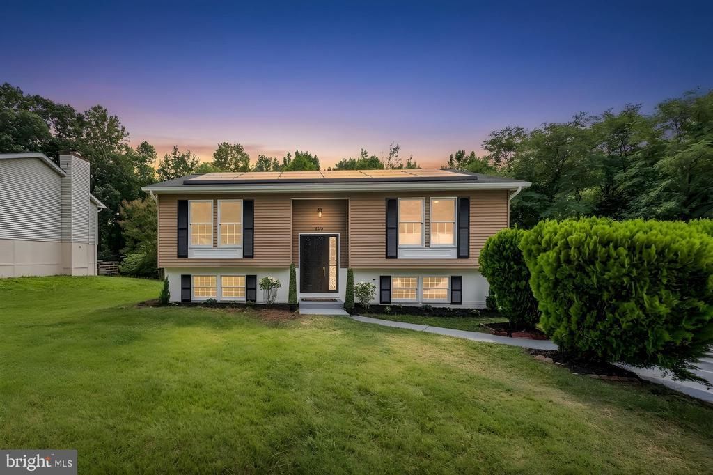 2406 TIMBERCREST DRIVE, DISTRICT HEIGHTS, MD 20747