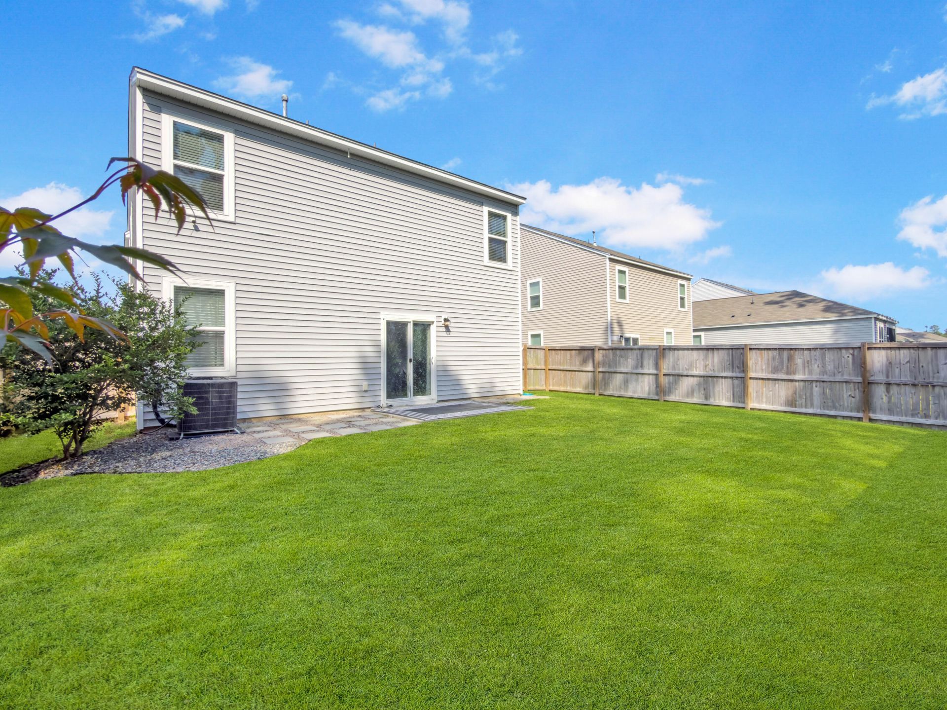 240 Sweet Cherry Lane Photo 18