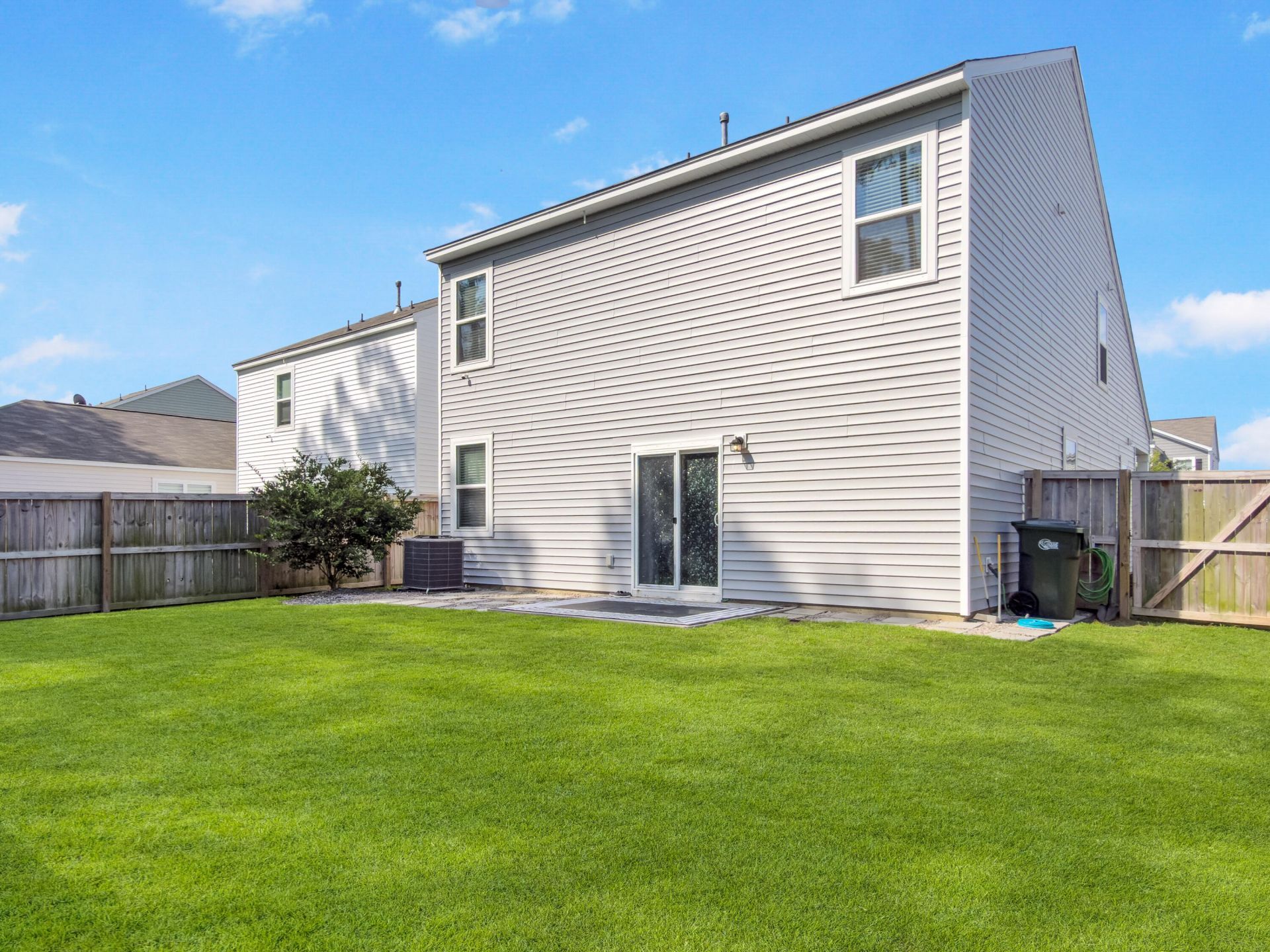 240 Sweet Cherry Lane Photo 19