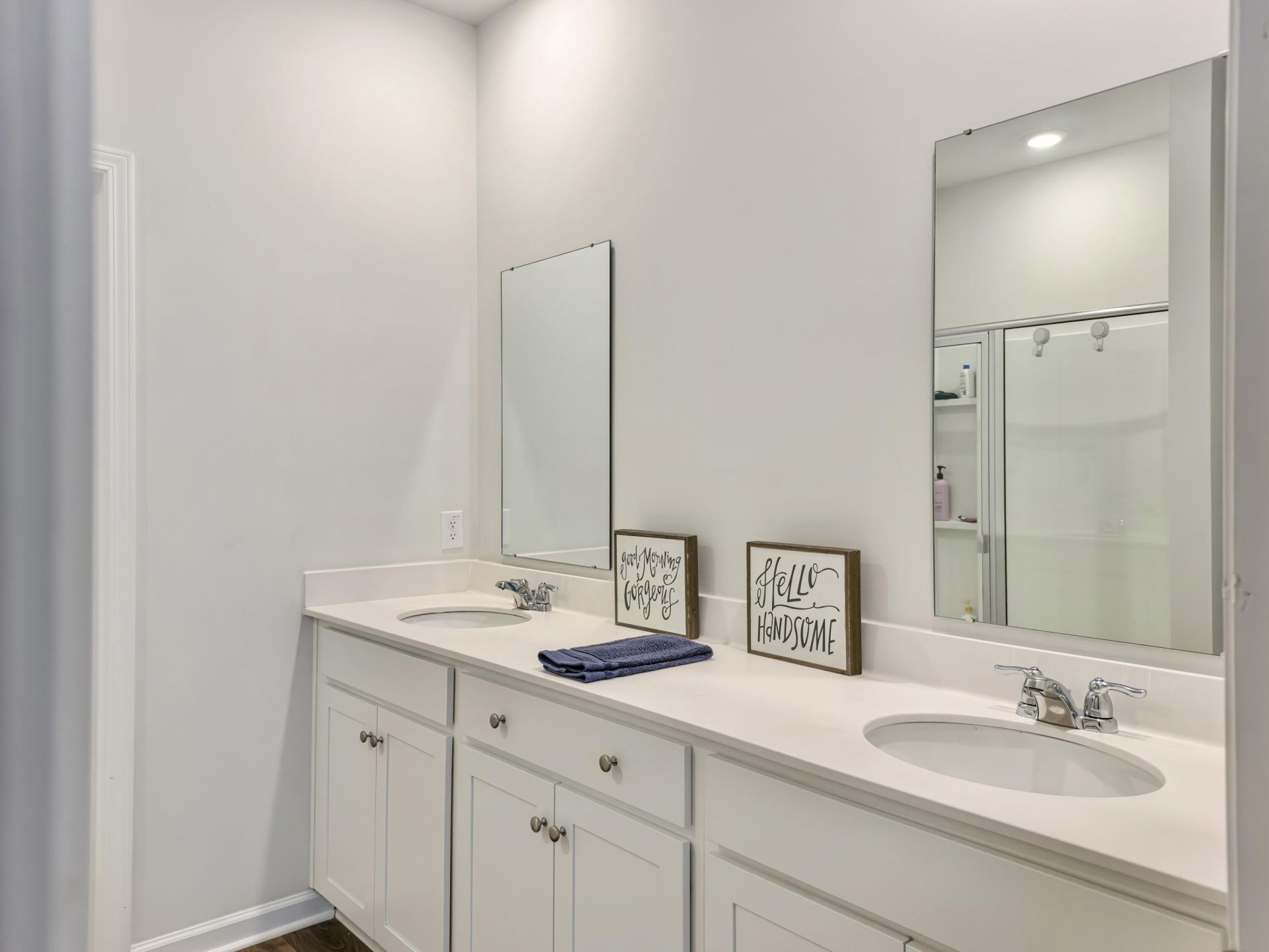 240 Sweet Cherry Lane Photo 24