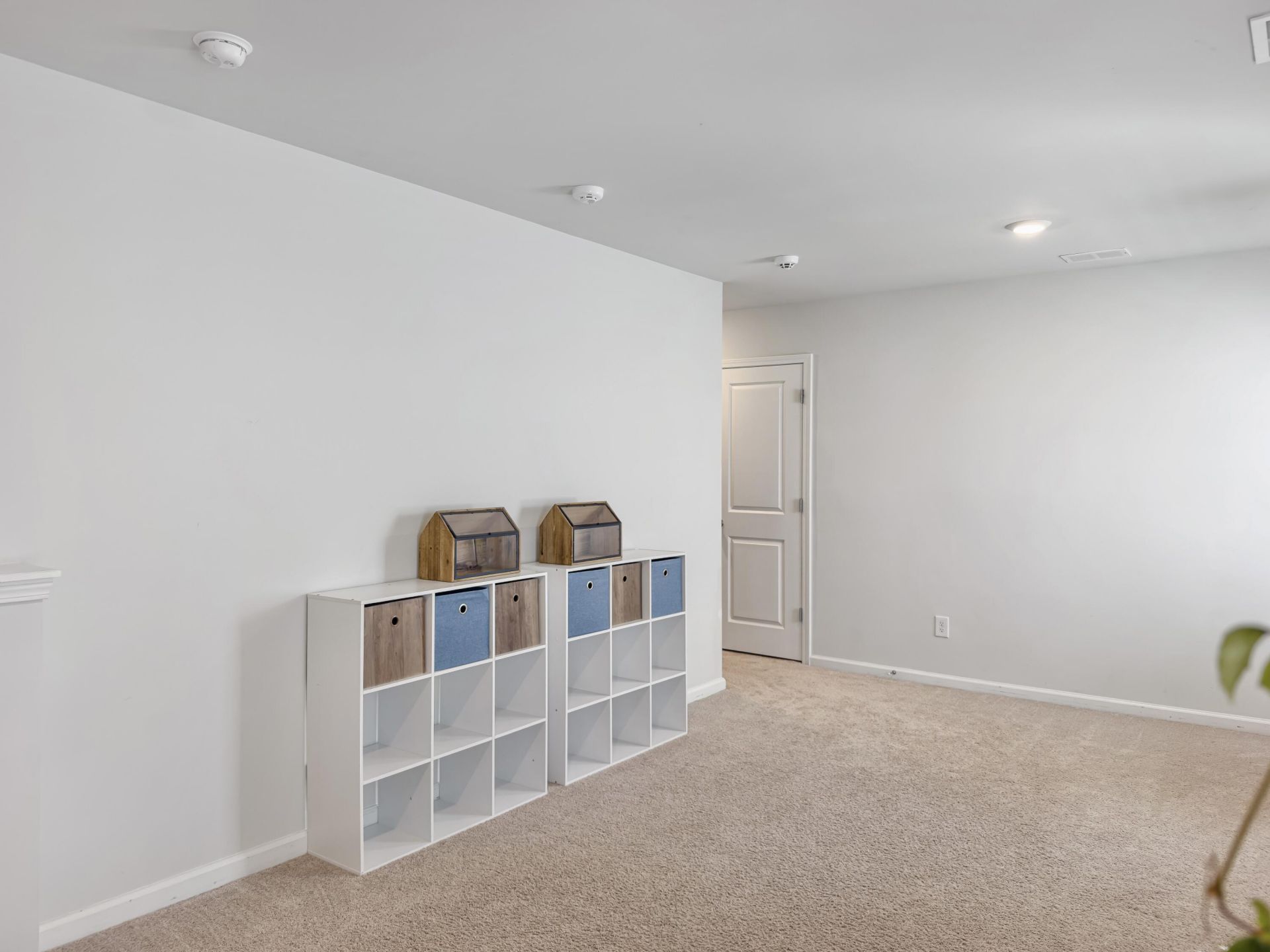 240 Sweet Cherry Lane Photo 30