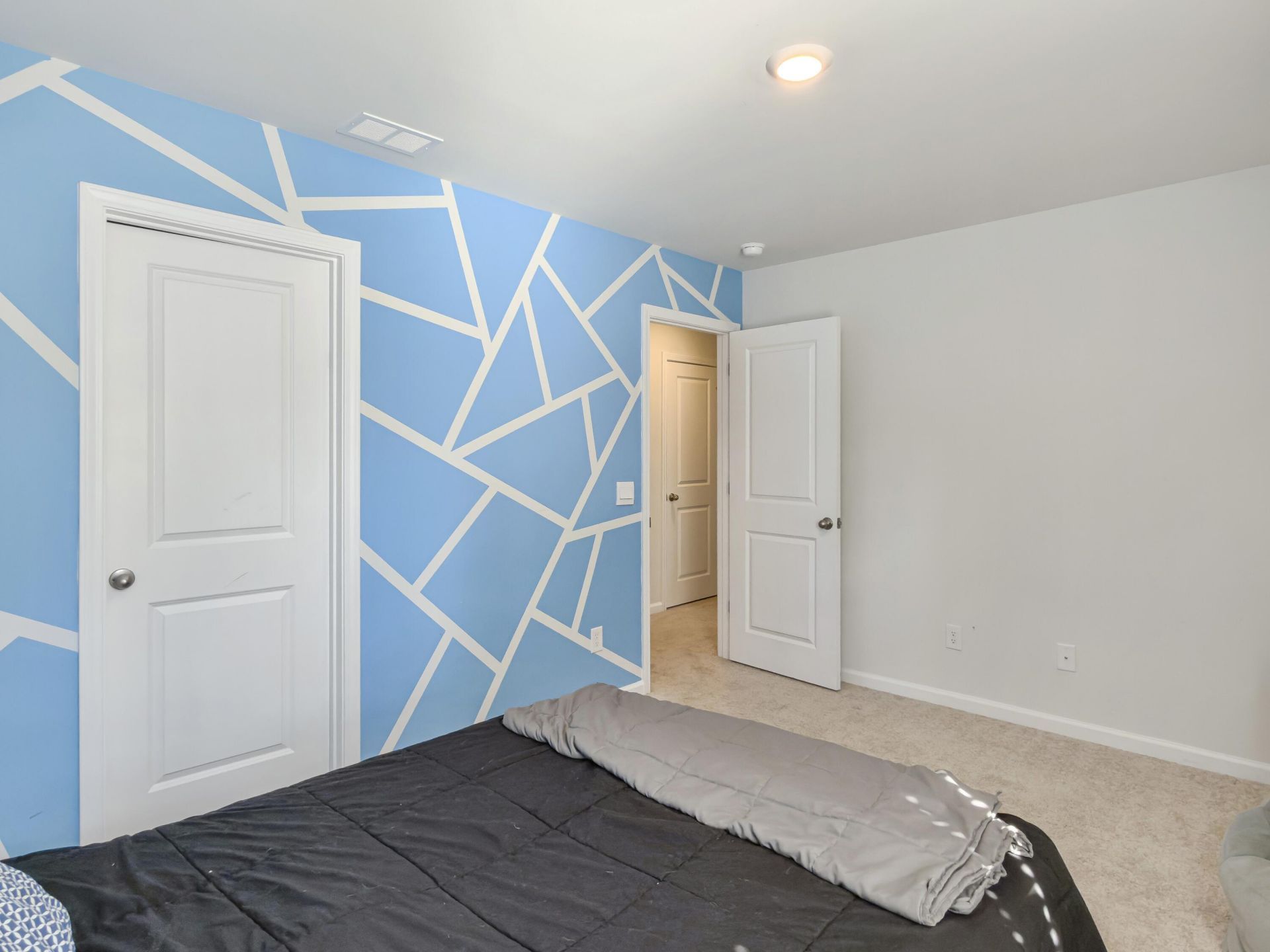 240 Sweet Cherry Lane Photo 35