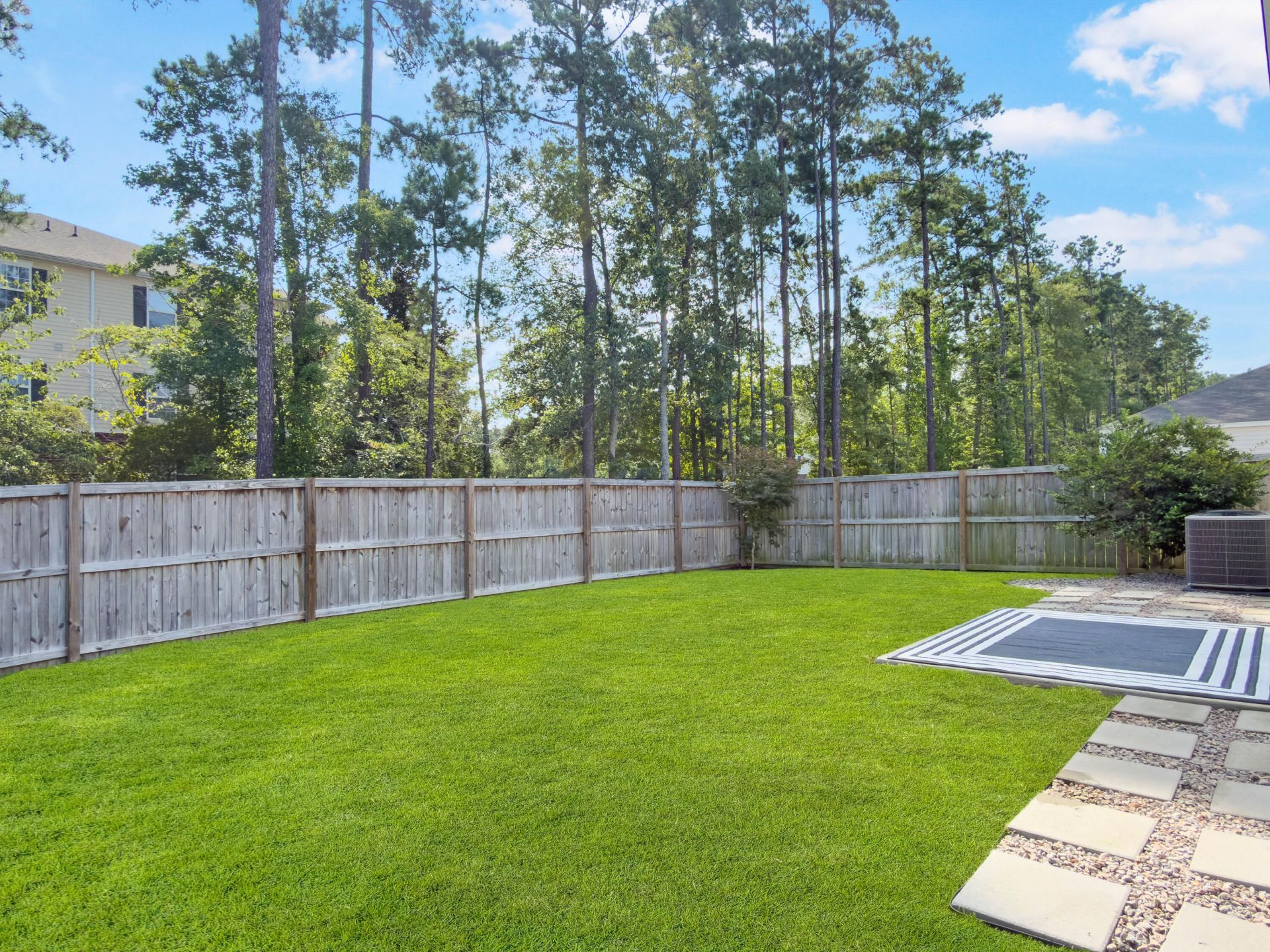 240 Sweet Cherry Lane Photo 5