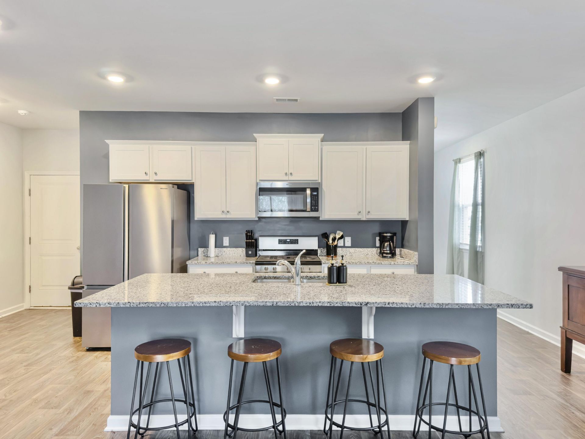 240 Sweet Cherry Lane Photo 8