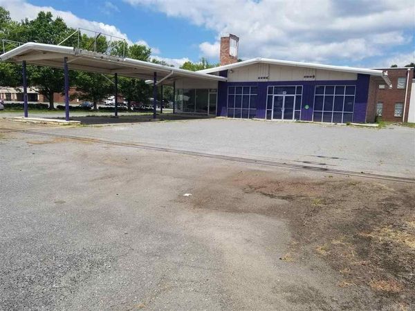 1901 E harding , Pine Bluff, AR 71601