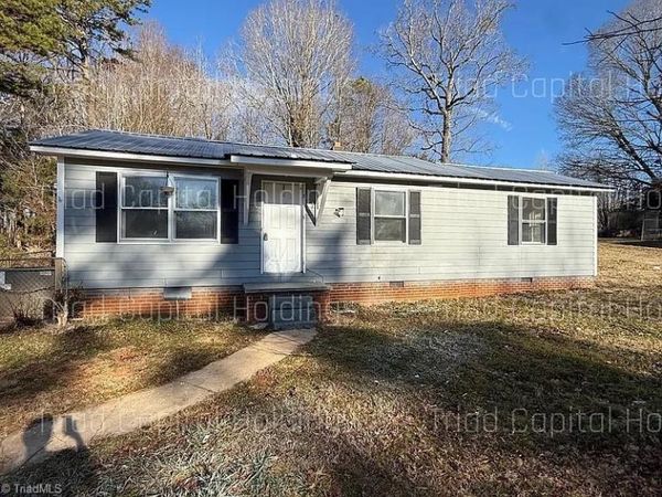 176 Coble Circle , Lexington, NC 27295