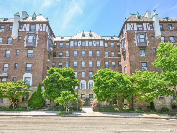 77-16 Austin Street , Unit 5L, Forest Hills, NY 11375