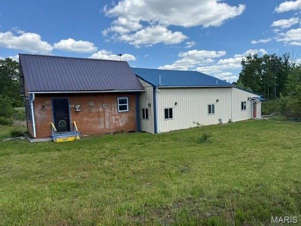 150 W Birds Nest Road, Cuba, MO 65453