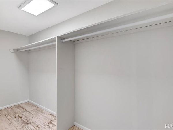 12598 Chardin Place, Unit 3, St Louis, MO 63128