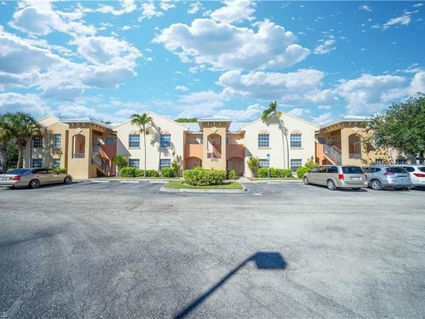 4110 Castilla CIR, Unit 105, FORT MYERS, FL 33916