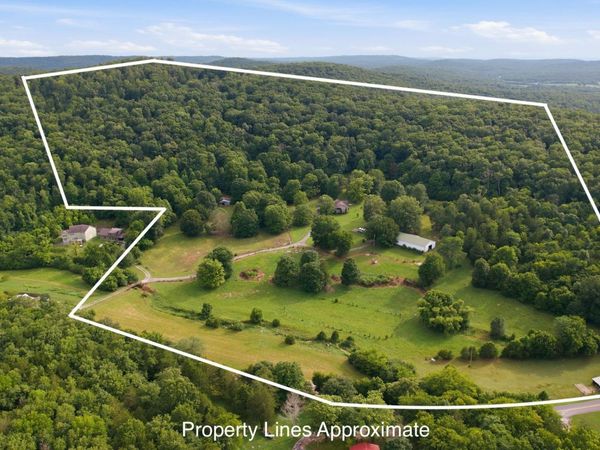 4121 Cathedral Caverns Road, Woodville, AL 35776