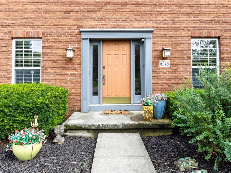 6045 Seton Court, Lewis Center, OH 43035 Photo 4