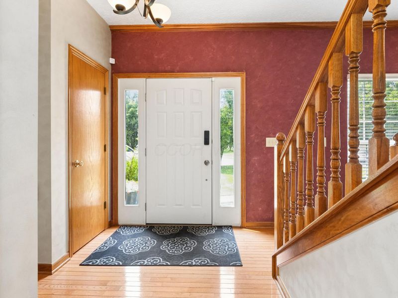 6045 Seton Court, Lewis Center, OH 43035 Photo 5