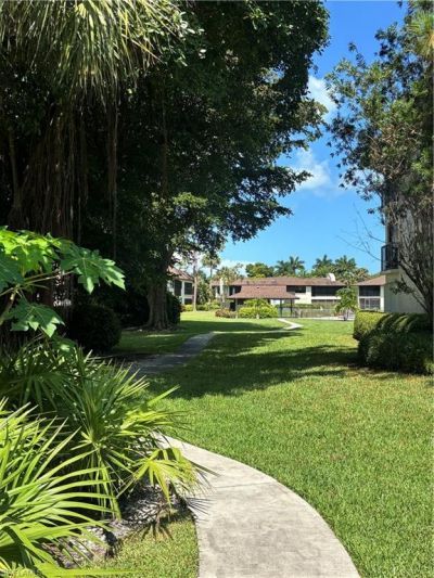 1600 Misty Pines Cir, Unit 206, Naples, FL 34105 Photo