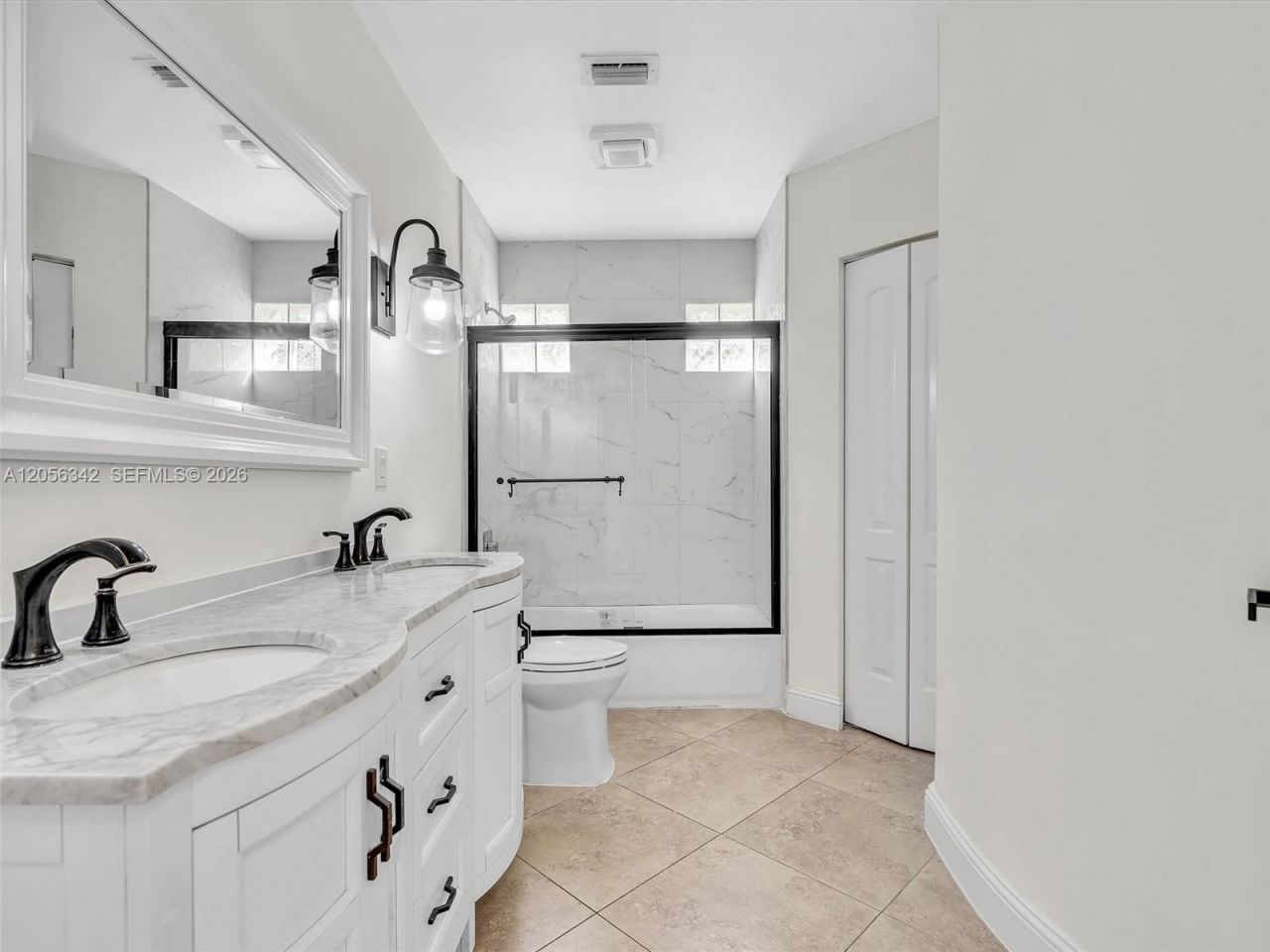 11407 Lakeview Dr , Coral Springs, FL 33071 Photo