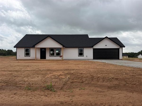 329 Myers Drive , Springtown, TX 76082