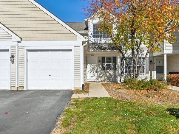 2227 Waterleaf Court , Unit 203, Naperville, IL 60564