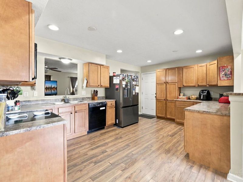 422 Kenwood Lane, Trenton, OH 45067 Photo 10