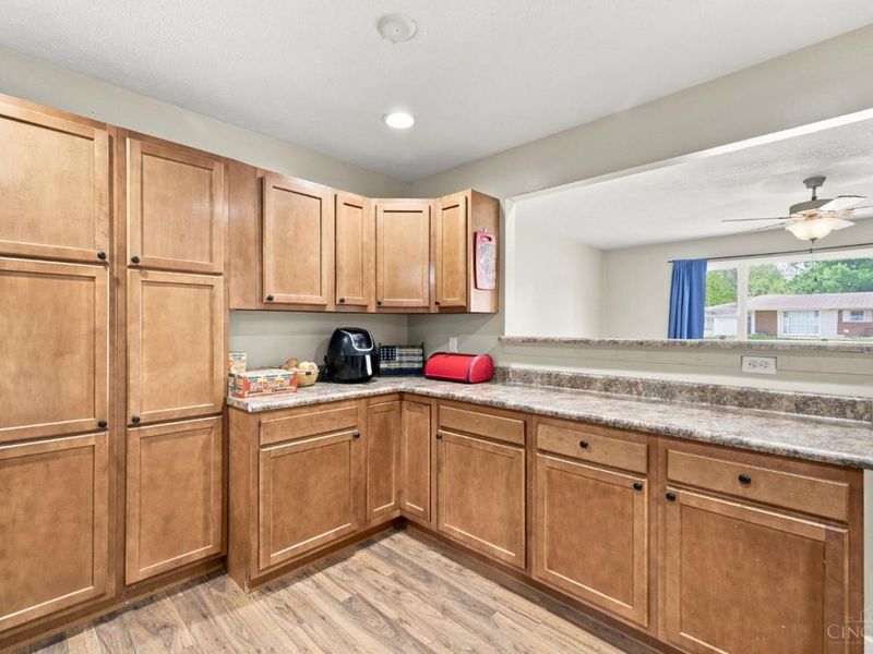 422 Kenwood Lane, Trenton, OH 45067 Photo 13