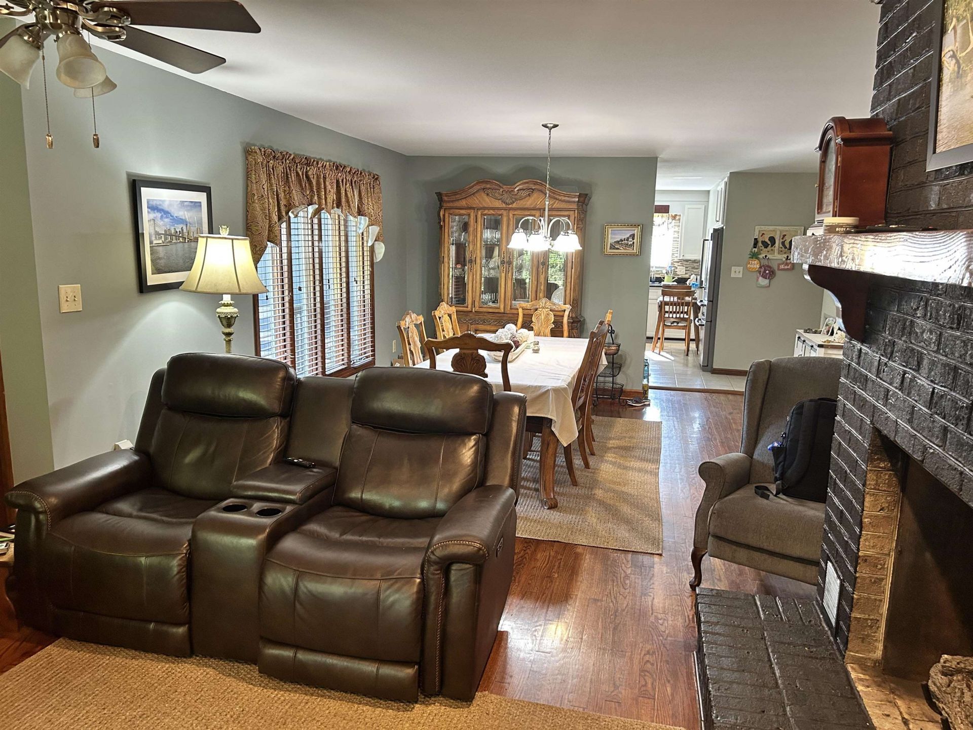 1105 Oak St.  Photo 11