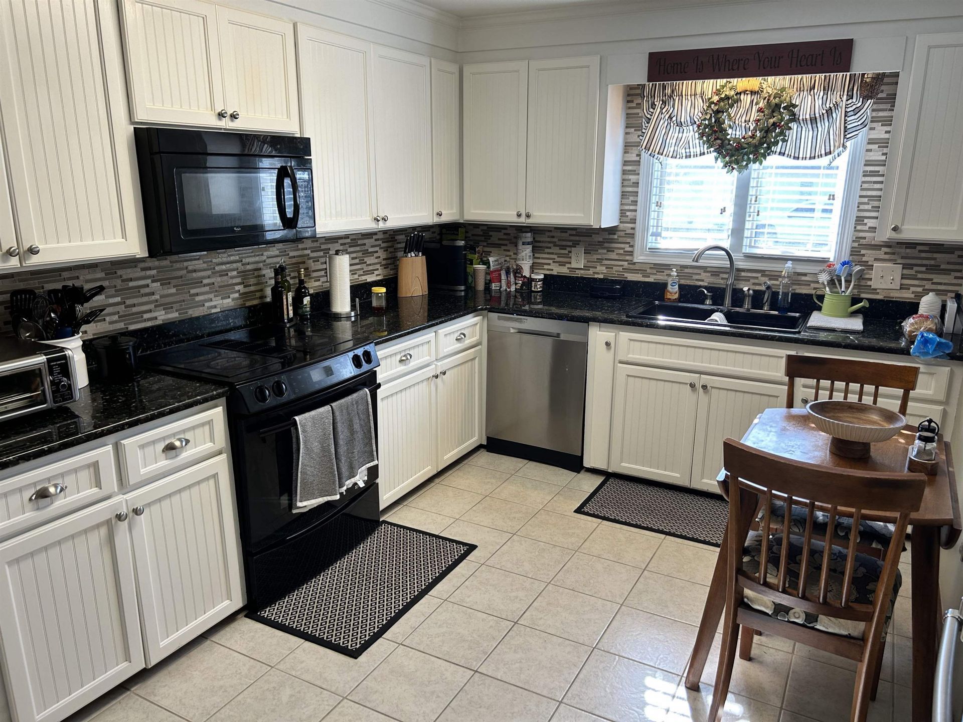 1105 Oak St.  Photo 14