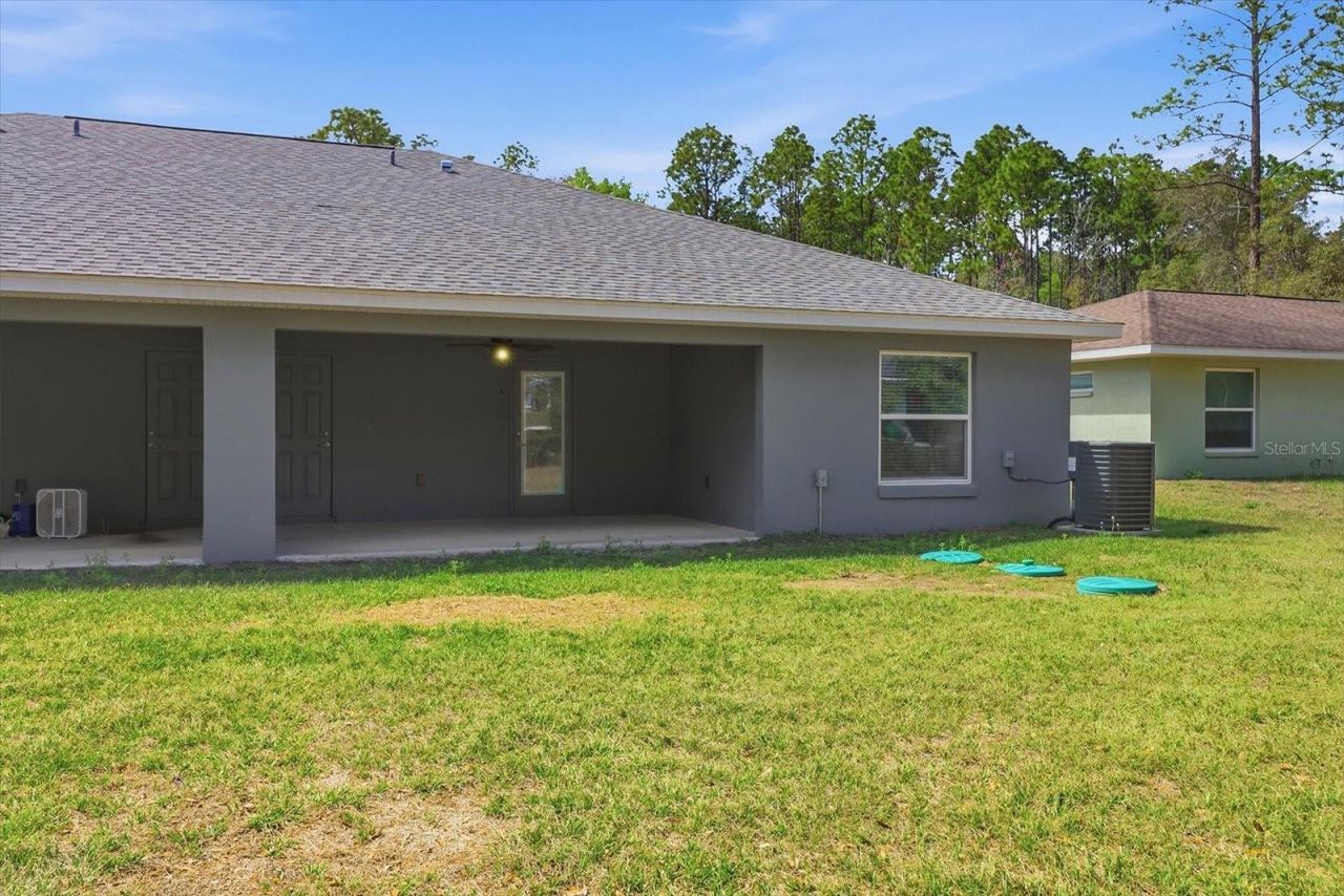 9371/9373 N Peachtree Way , Citrus Springs, FL 34434 Photo