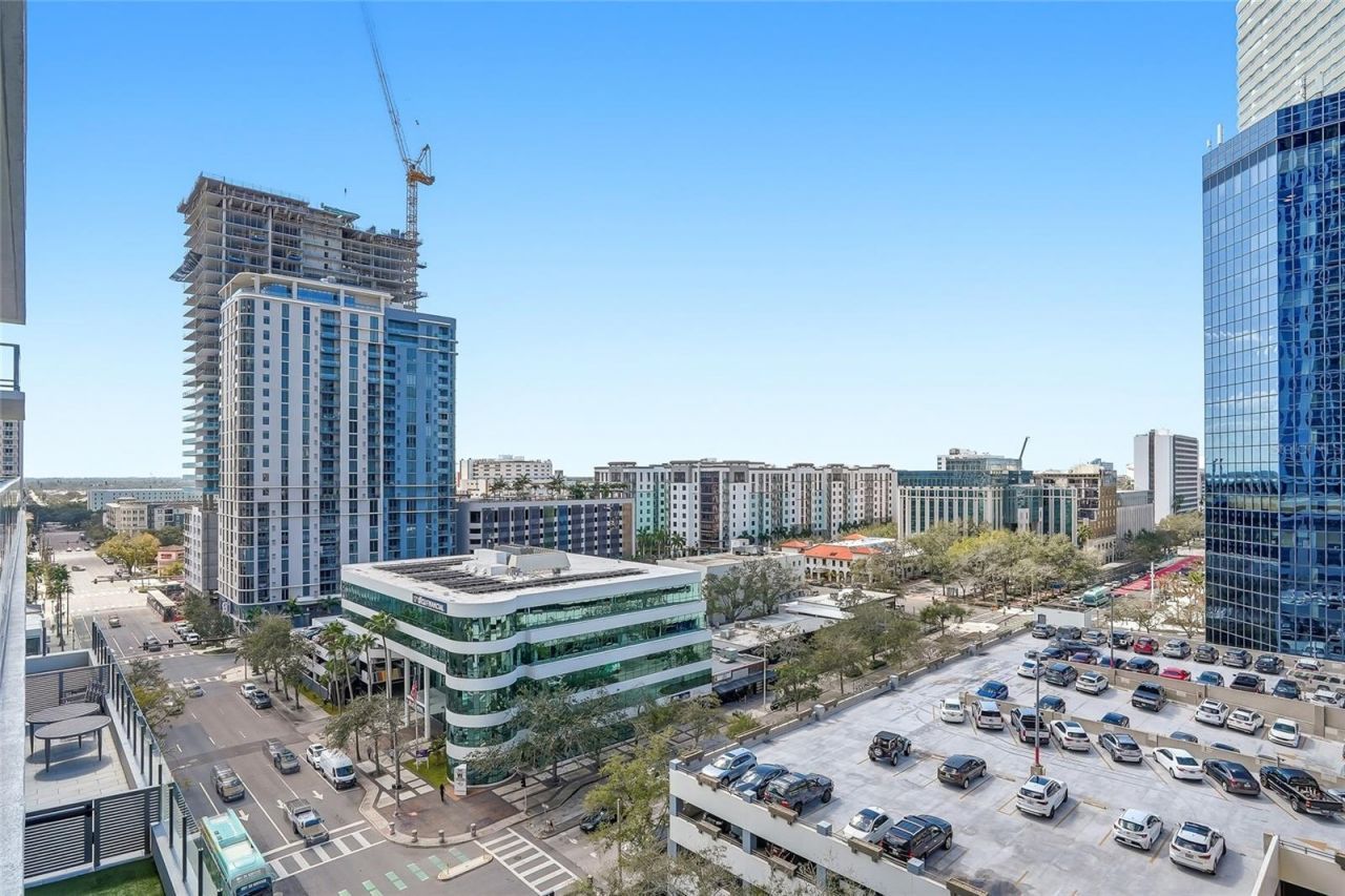 275 1st Ave S, Unit 1008, Saint Petersburg, FL 33701 Photo