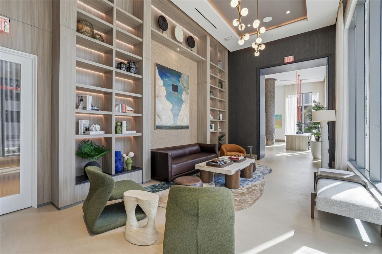275 1st Ave S, Unit 1008, Saint Petersburg, FL 33701 Photo