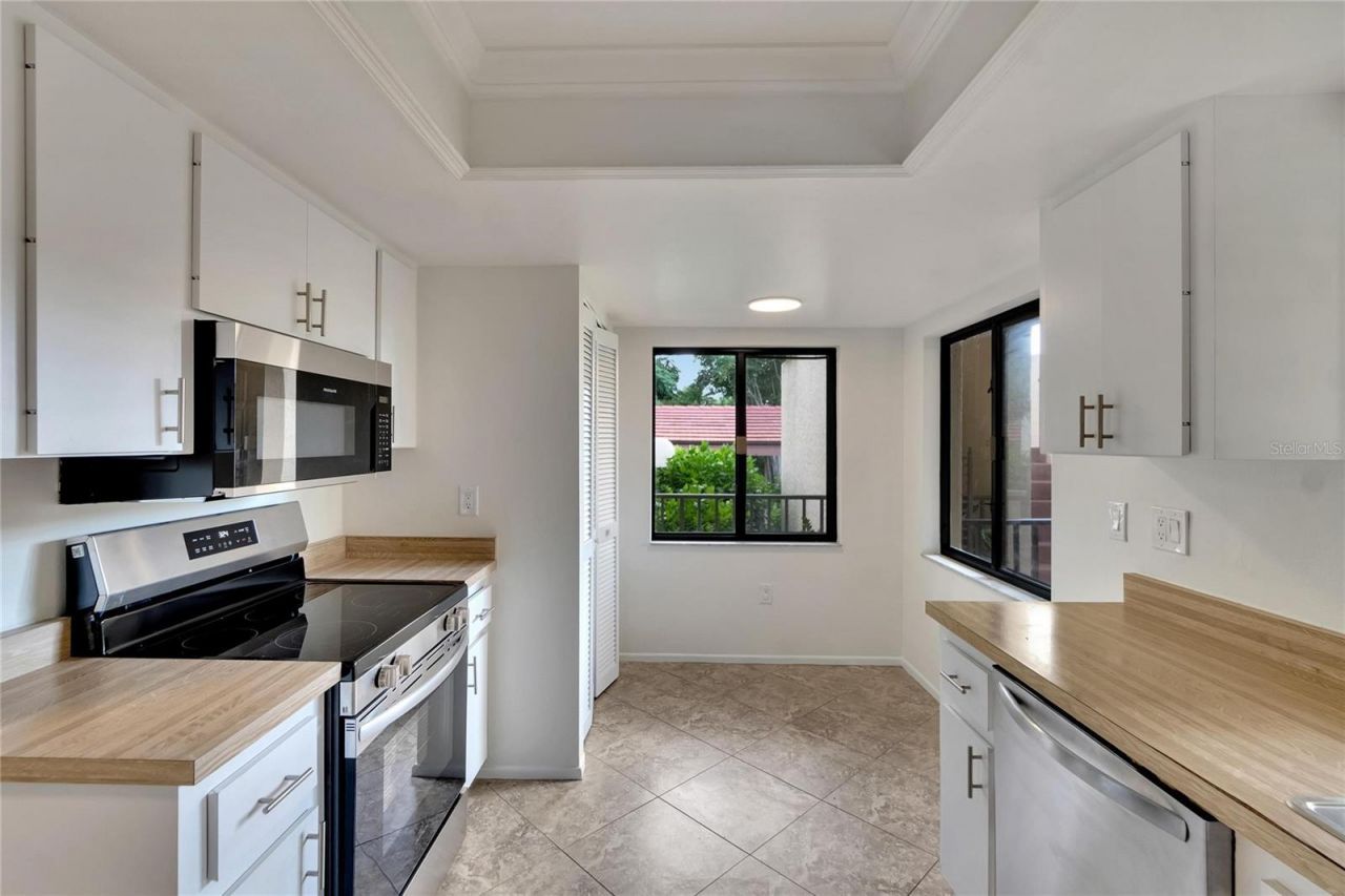3415 Wild Oak Bay Boulevard , Unit 427, Bradenton, FL 34210 Photo