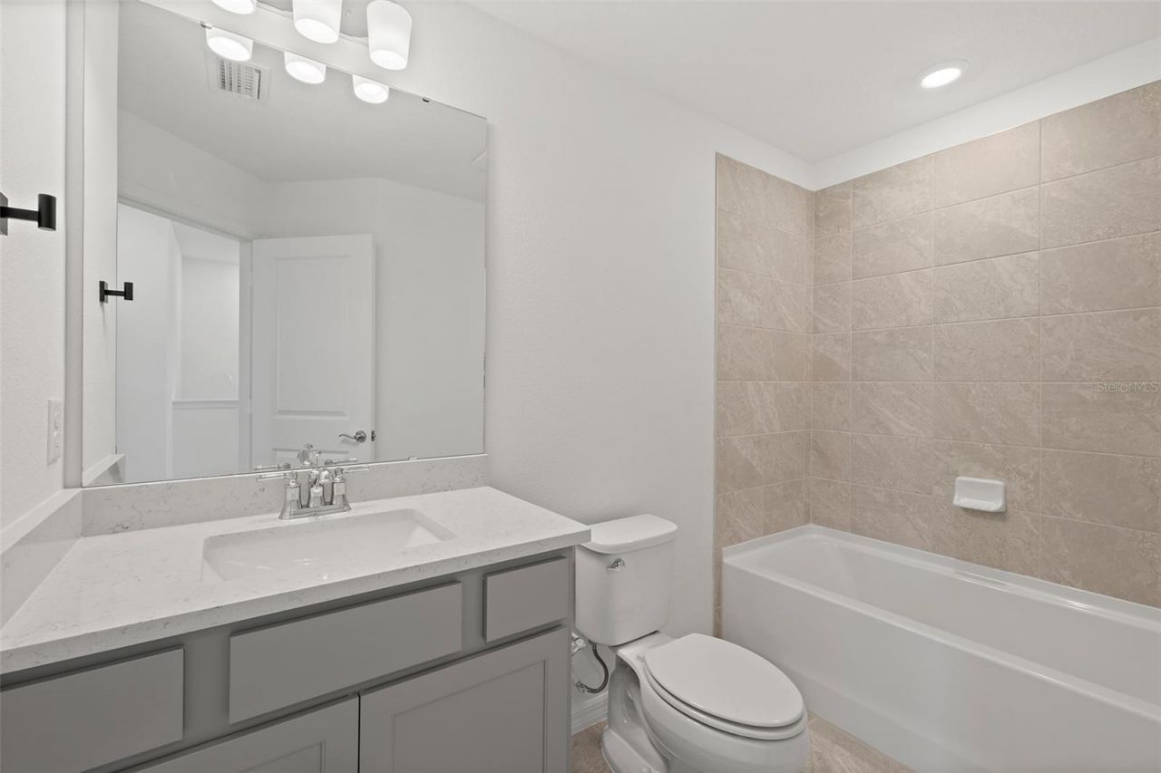 5055 Sunrise Estates Drive , Melbourne, FL 32904 Photo