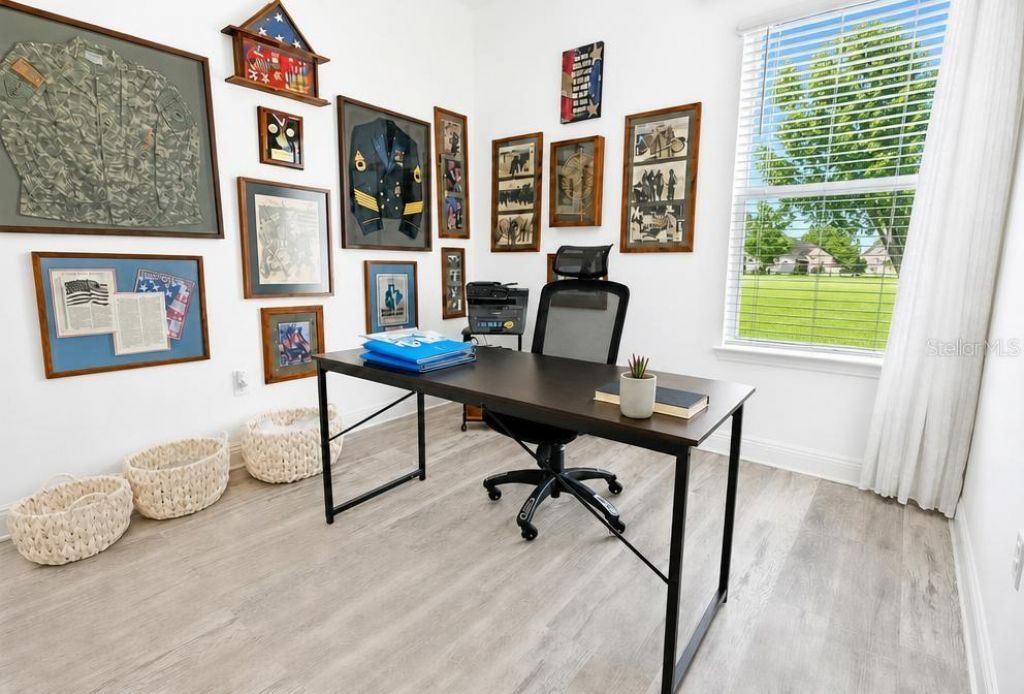 17649 Live Oak Drive , Tavares, FL 32778 Photo