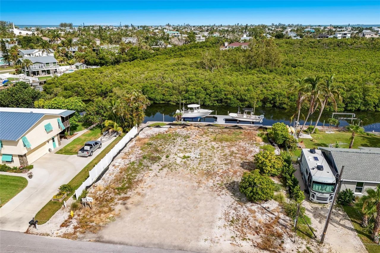 508 77th Street, Bradenton Beach, FL 34217 Photo