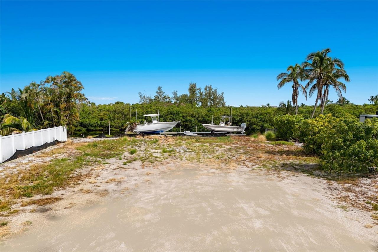 508 77th Street, Bradenton Beach, FL 34217 Photo