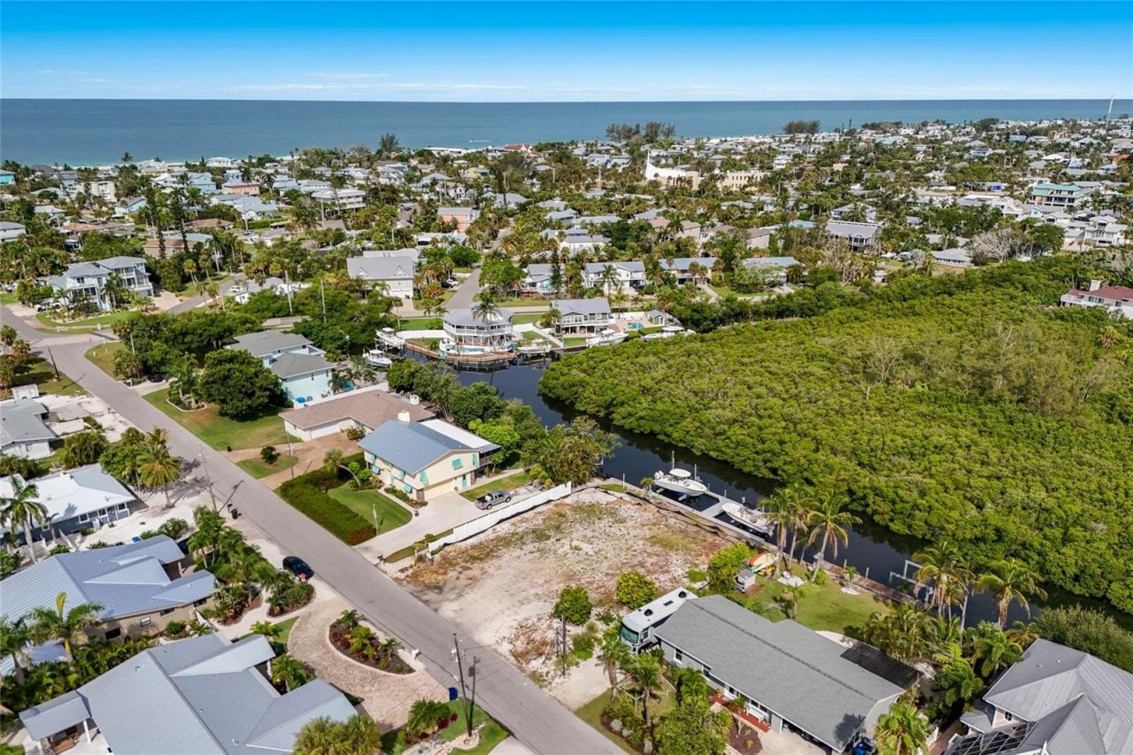 508 77th Street, Bradenton Beach, FL 34217 Photo