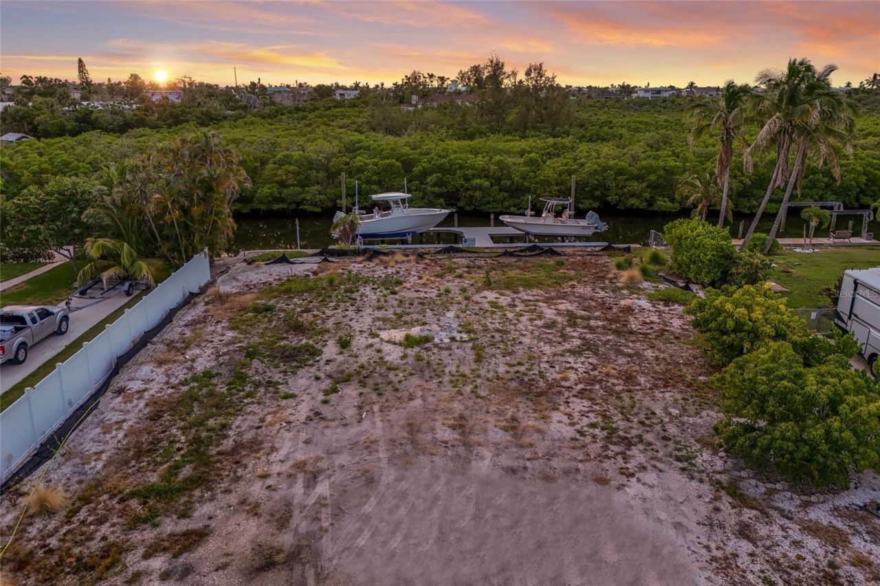 508 77th Street, Bradenton Beach, FL 34217 Photo