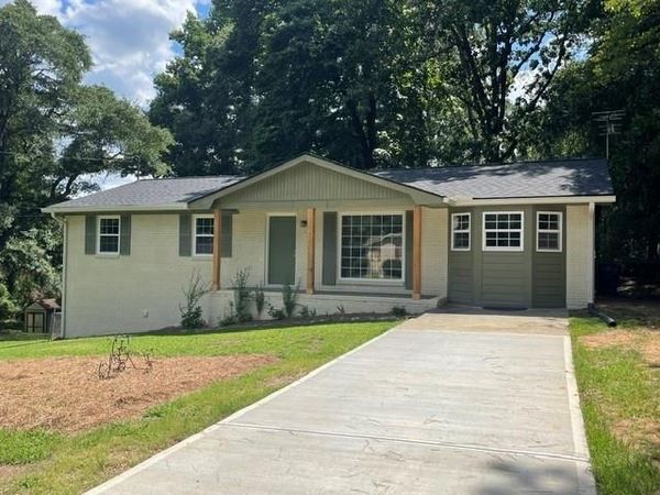 852 Pine Shadow Lane , Winder, GA 30680
