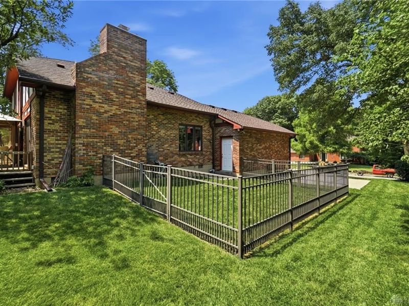 340 E Stonequarry Road, Vandalia, OH 45377 Photo 12