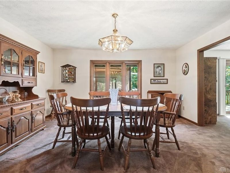 340 E Stonequarry Road, Vandalia, OH 45377 Photo 6