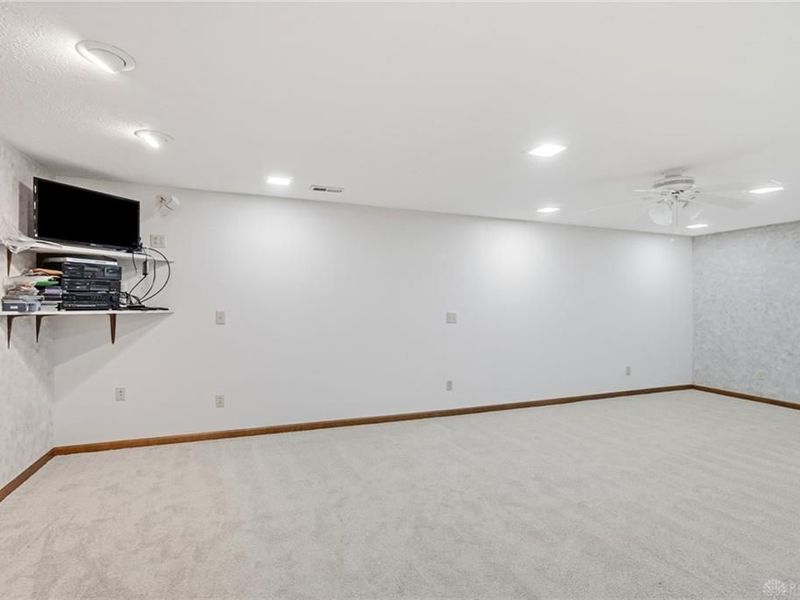 340 E Stonequarry Road, Vandalia, OH 45377 Photo 73