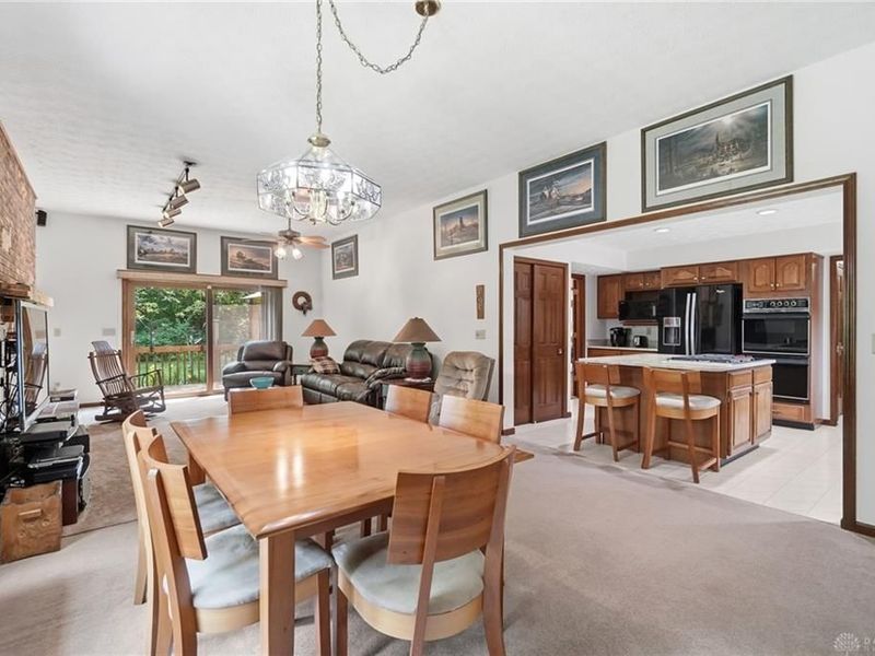 340 E Stonequarry Road, Vandalia, OH 45377 Photo 8