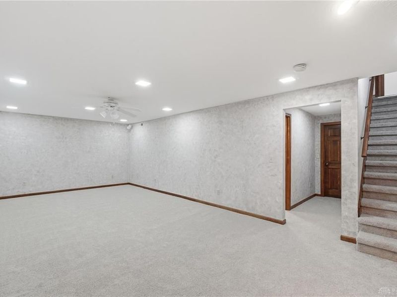 340 E Stonequarry Road, Vandalia, OH 45377 Photo 9