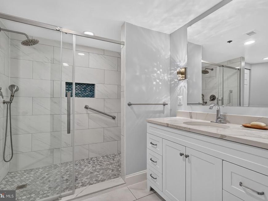 5802 Nicholson Lane, Unit 2-602, North Bethesda, MD 20852 Main Photo