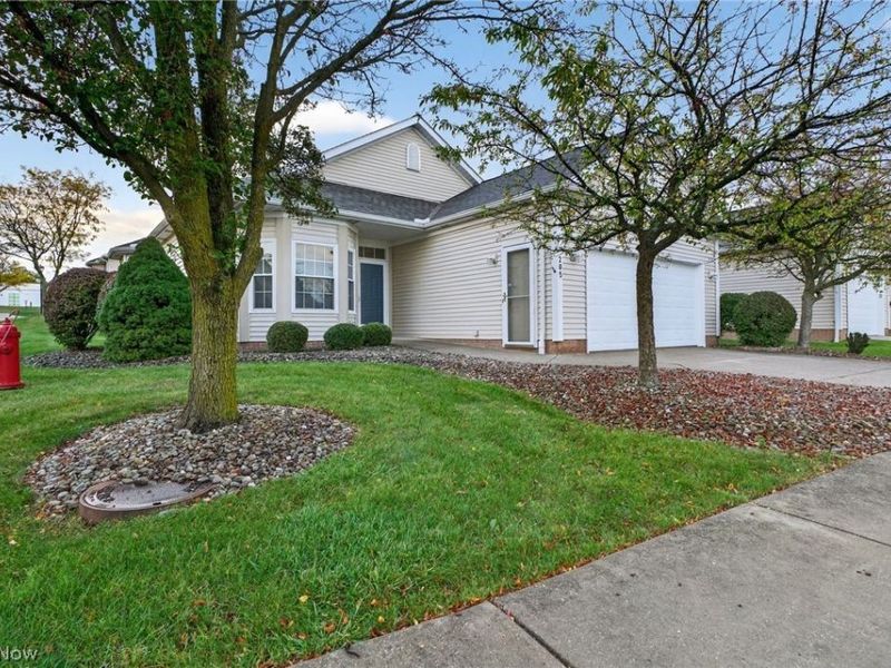 205 Village Drive , Seven Hills, OH 44131 Photo 21